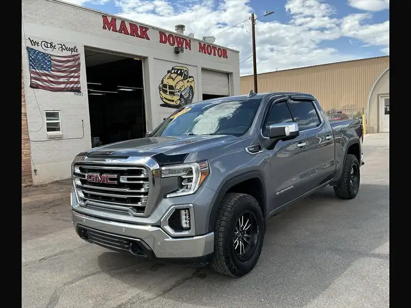 2021 GMC Sierra 4WD Crew Cab Short Box SLT's photo