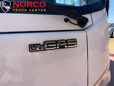 2018 Chevrolet Low Cab Forward 4500 Gas 132.5" WB Regular Cab photo 4