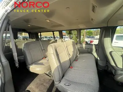2020 Chevrolet Express 3500 LT Extended photo 3