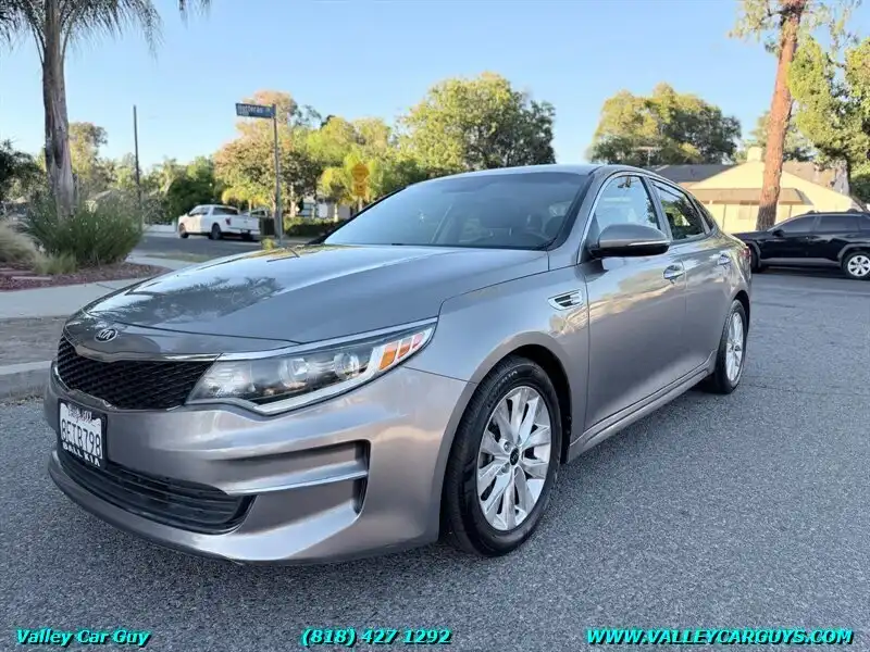 2018 Kia Optima LX AT's photo