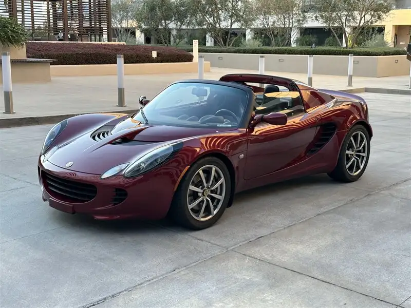 2005 Lotus Elise Base's photo