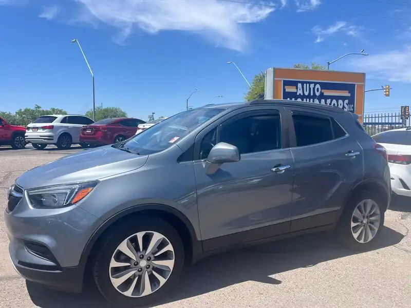 2020 Buick Encore Preferred's photo