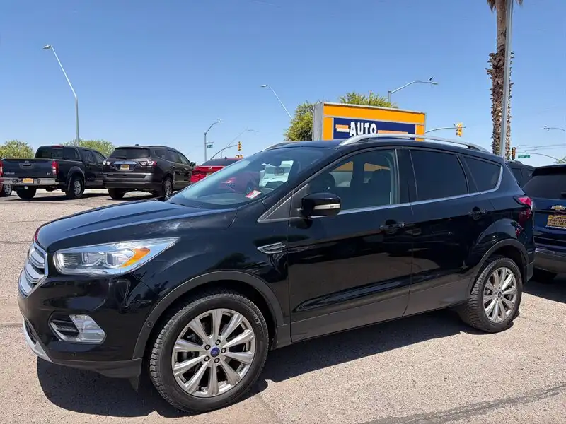 2018 Ford Escape Titanium 4WD's photo