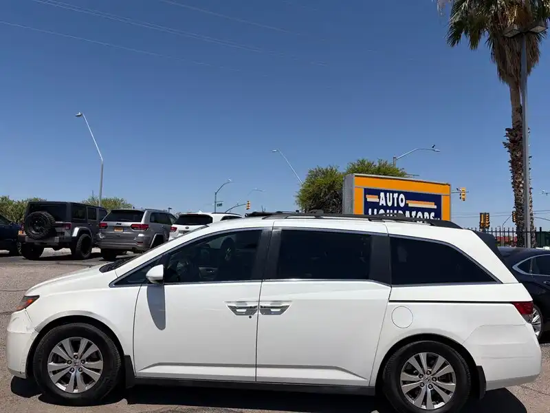 2016 Honda Odyssey EX-L with DVD Rear Entertainment System's photo