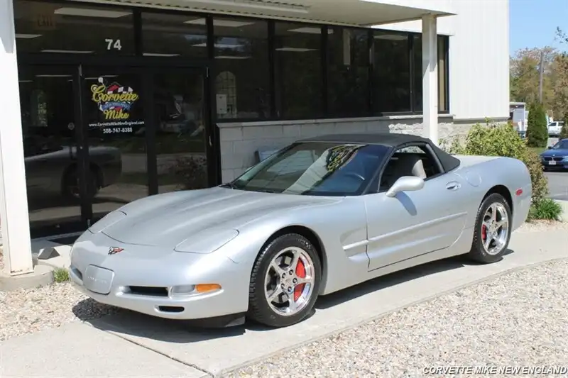 2002 Chevrolet Corvette Convertible's photo