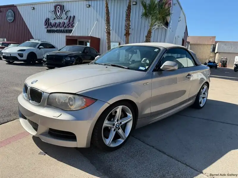 2010 BMW 1 Series 135i Convertible's photo