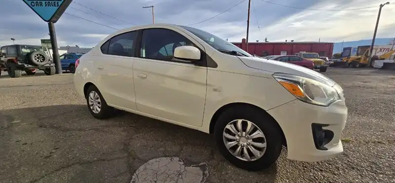 2017 Mitsubishi Mirage ES CVT's photo