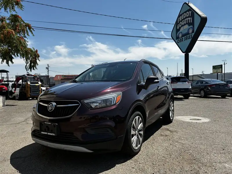 2018 Buick Encore Preferred's photo