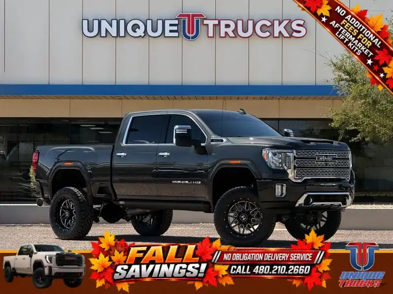 2020 GMC Sierra Denali 4WD Crew Cab Standard Box's photo
