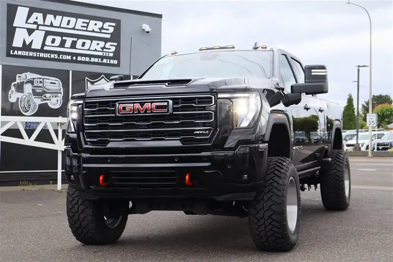 2025 GMC Sierra AT4 4WD Crew Cab Standard Box SRW photo 1