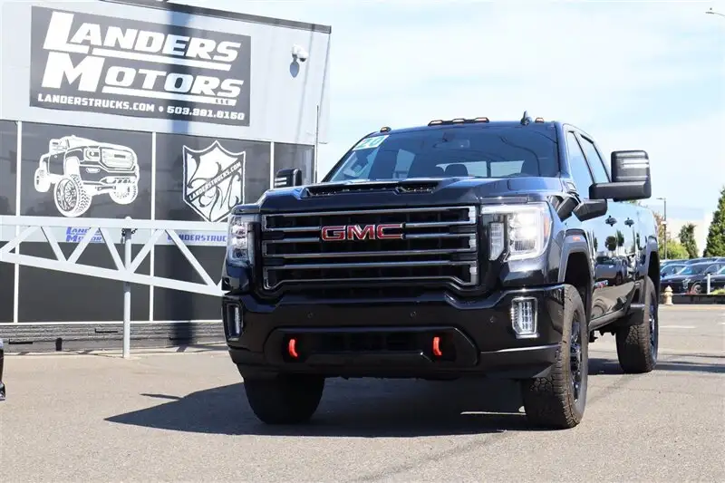 2020 GMC Sierra AT4 4WD Crew Cab Standard Box's photo