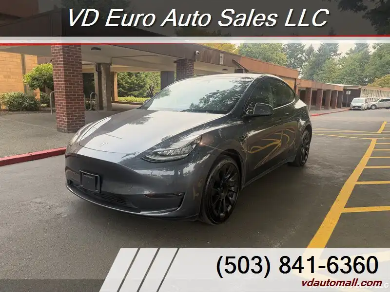 2020 Tesla Model Y Long Range Dual Motor All-Wheel Drive's photo