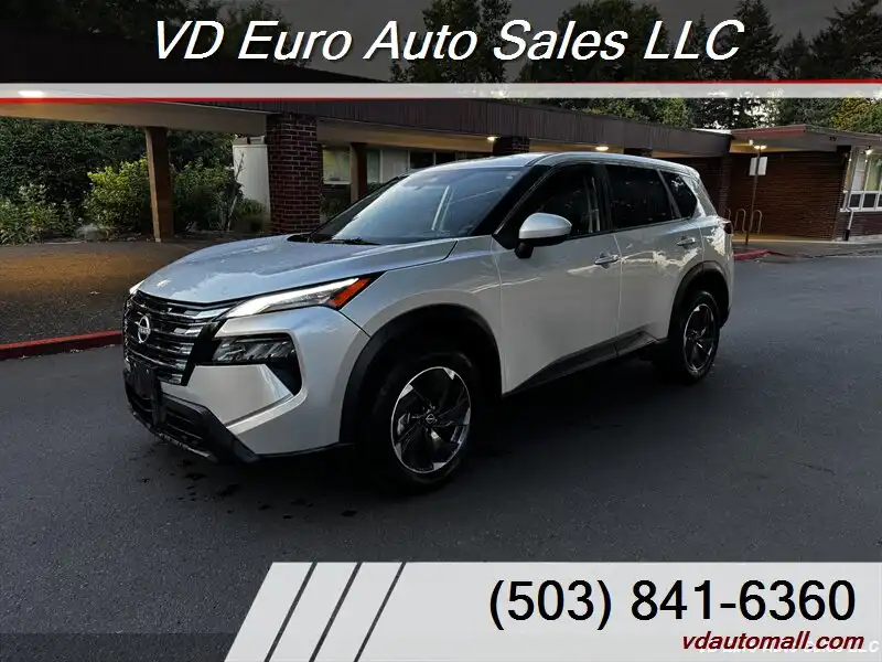 2025 Nissan Rogue SV AWD's photo