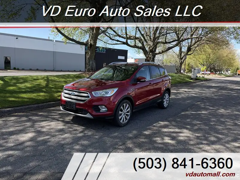 2017 Ford Escape Titanium 4WD's photo