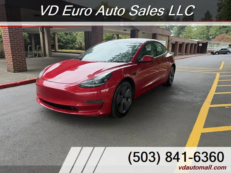 2023 Tesla Model 3 Base's photo