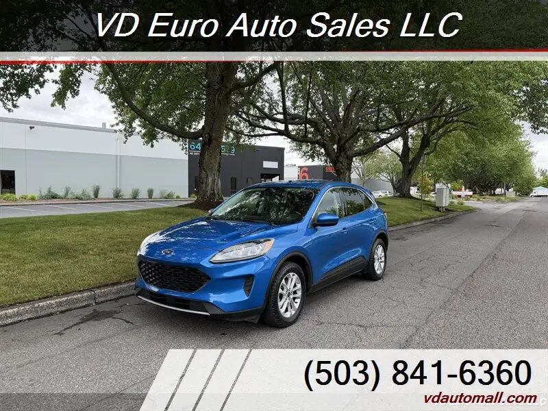 2021 Ford Escape SE FWD's photo
