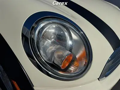 2013 MINI Cooper Base photo 4