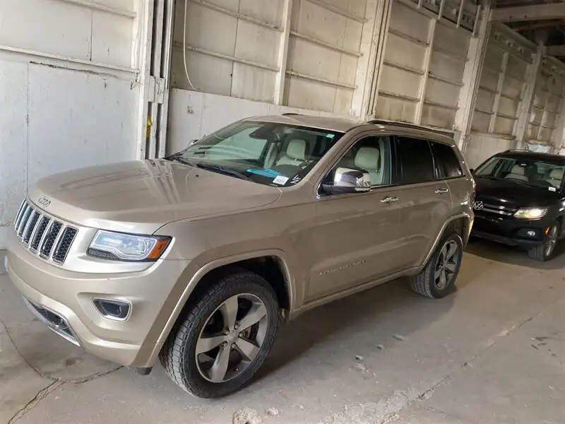 2014 Jeep Grand Cherokee Overland 4WD's photo