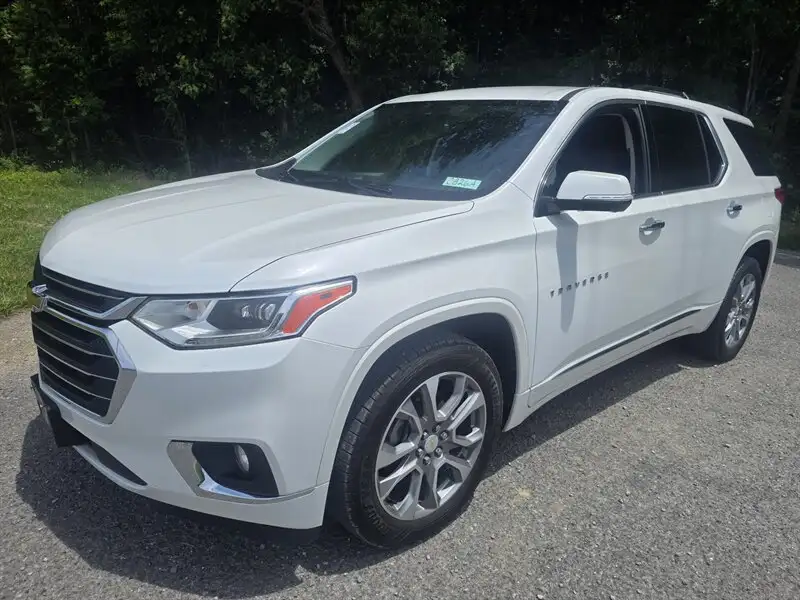 2020 Chevrolet Traverse AWD Premier's photo