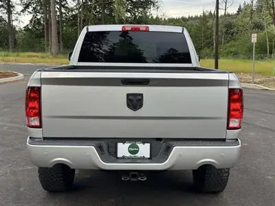 2016 RAM 1500 Tradesman 4x4 Crew Cab 6'4 photo 4
