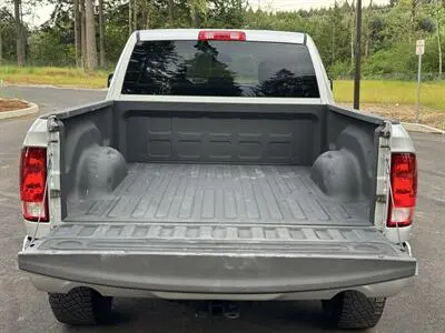 2016 RAM 1500 Tradesman 4x4 Crew Cab 6'4 photo 5