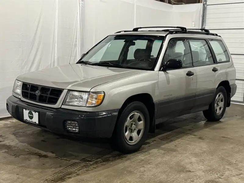 1999 Subaru Forester L 4AT photo 1