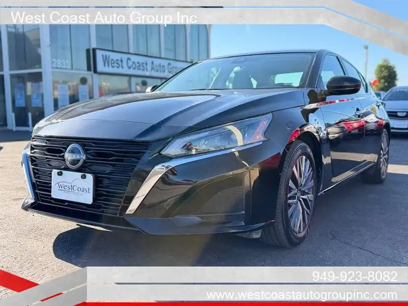 2025 Nissan Altima 2.5 SV's photo