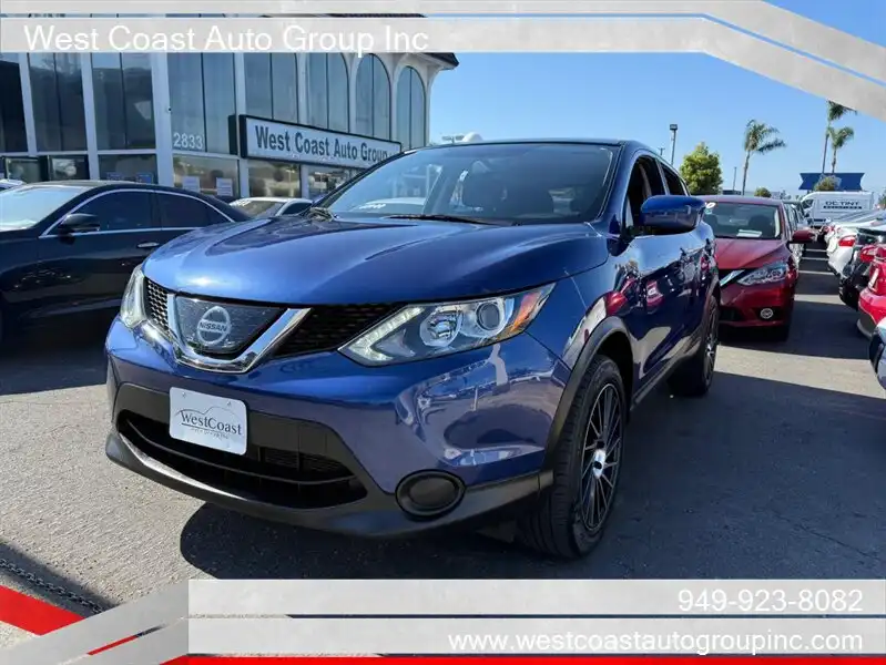 2019 Nissan Rogue Sport S FWD's photo