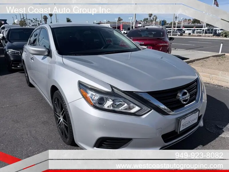 2017 Nissan Altima 2.5 S photo 5