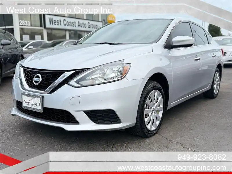 2017 Nissan Sentra S CVT's photo