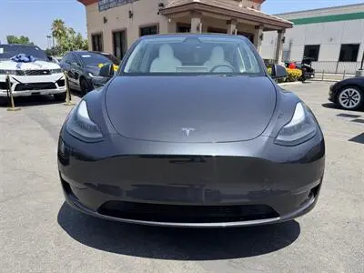 2024 Tesla Model Y Long Range Dual Motor All-Wheel Drive photo 2