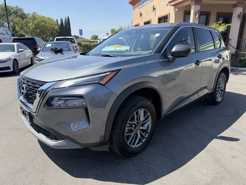 2023 Nissan Rogue S AWD's photo