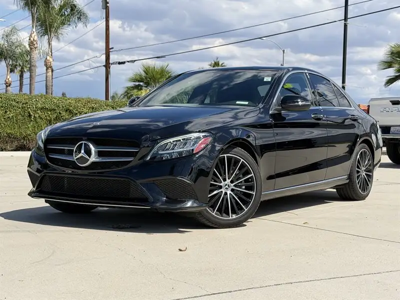 2021 Mercedes-Benz C-Class C300's photo