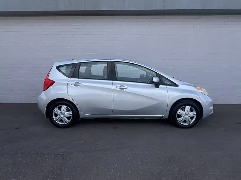 2014 Nissan Versa Note 1.6 S Plus CVT's photo