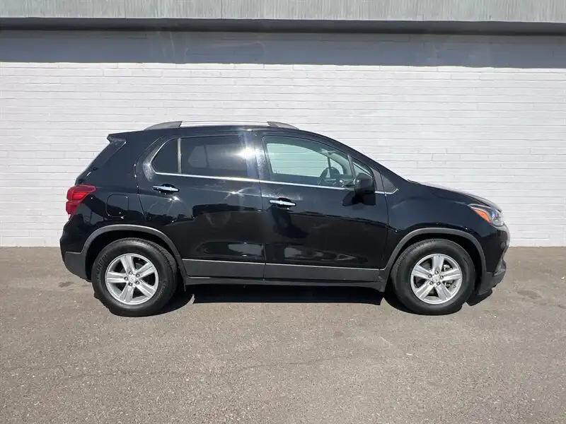 2019 Chevrolet Trax LT's photo