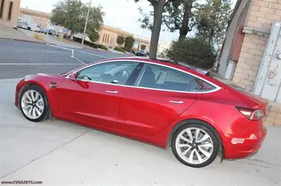 2018 Tesla Model 3 Long Range photo 5