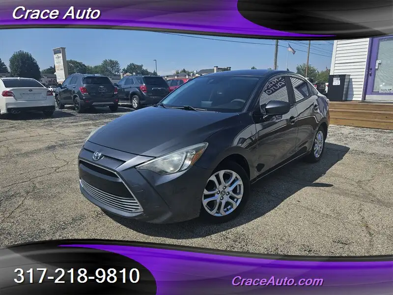 2017 Toyota Yaris iA AT's photo