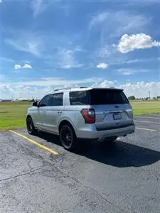 2019 Ford Expedition Limited 4X4 photo 4