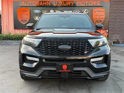 2020 Ford Explorer ST 4WD photo 2