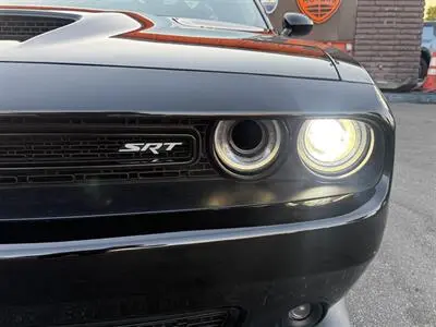 2016 Dodge Challenger SRT 392 photo 5