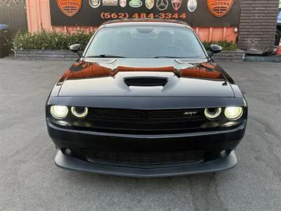 2016 Dodge Challenger SRT 392 photo 3