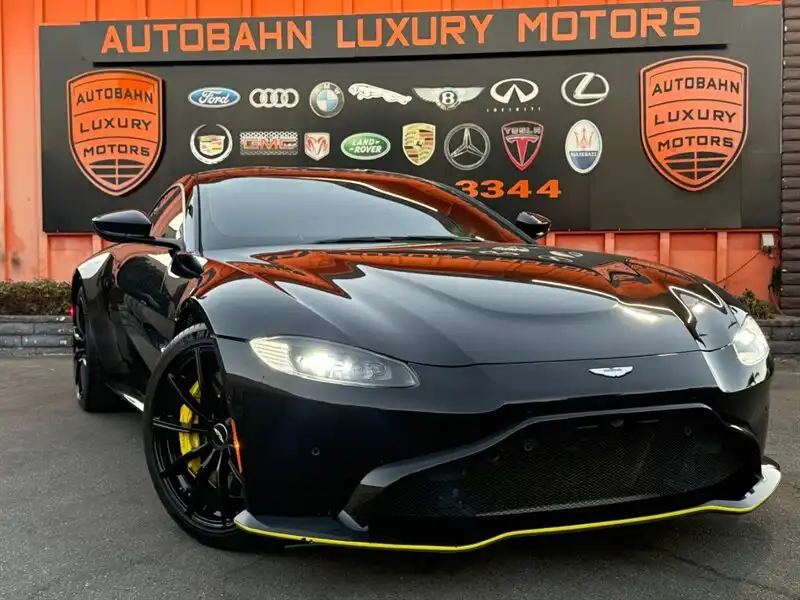 2020 Aston Martin Vantage 4.0 V8's photo