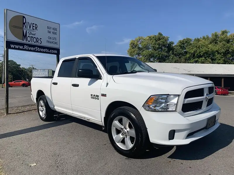 2014 RAM 1500 Express Crew Cab's photo