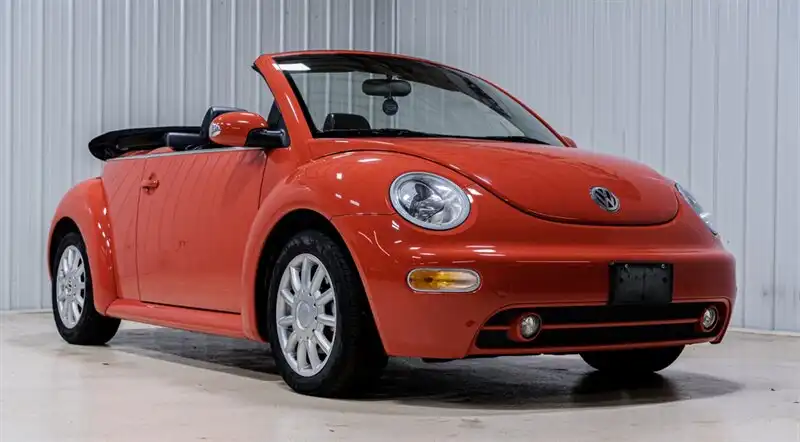 2004 Volkswagen Beetle GLS 2.0 6AT Convertible's photo