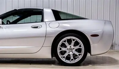 2002 Chevrolet Corvette Coupe photo 4