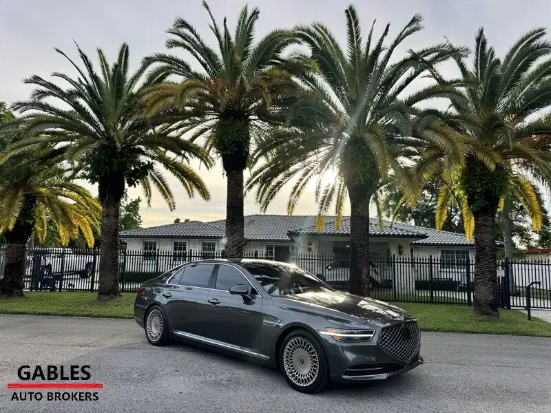 2020 Genesis G90 5.0 Ultimate's photo