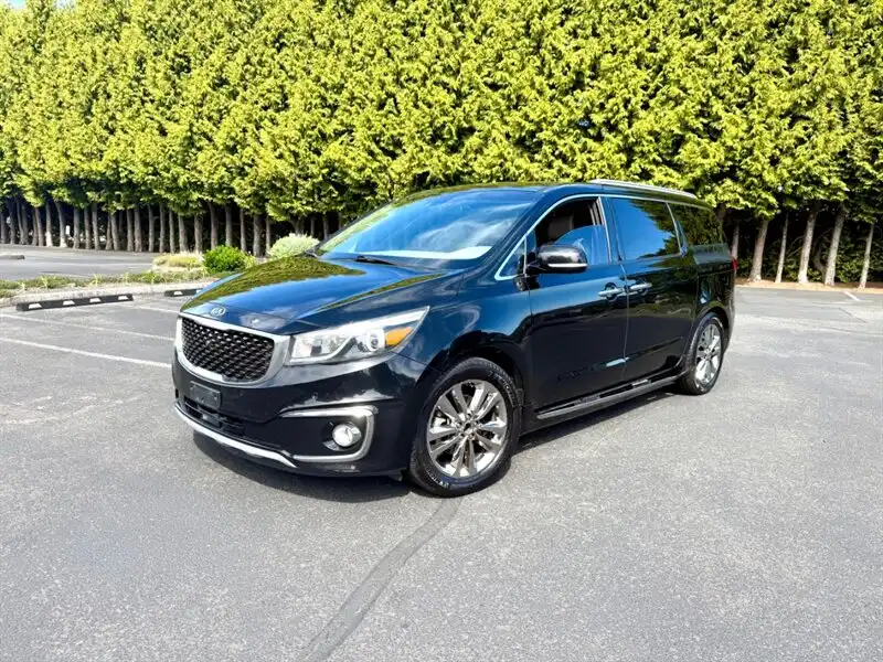 2016 Kia Sedona SX Limited's photo