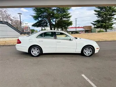 2005 Mercedes-Benz E-Class E320 photo 4