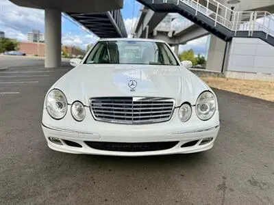2005 Mercedes-Benz E-Class E320 photo 3