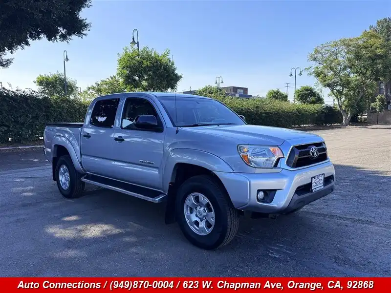 2012 Toyota Tacoma PreRunner Double Cab V6 AT's photo